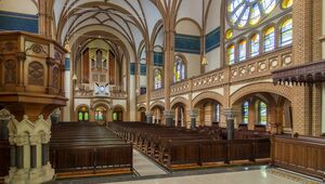 Der Innenraum der Christuskirche Neuss
